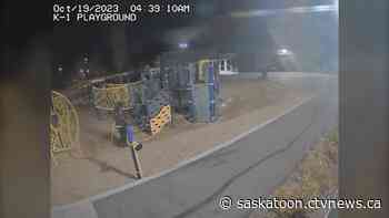 Video shows man spreading needles at Saskatoon playground