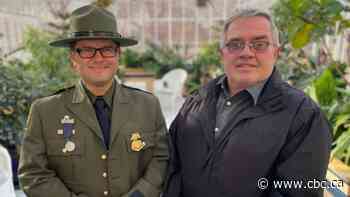 'He's my Superman': Estevan, Sask., man meets U.S. border agent who saved his life