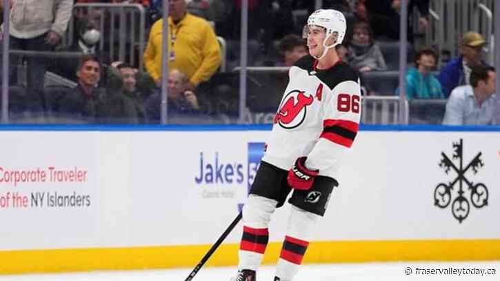 Jack Hughes scores second goal of game in OT as Devils beat Islanders 5-4
