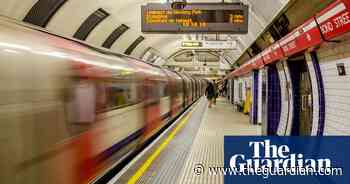 Tube driver criticised for leading free Palestine chant on Underground train