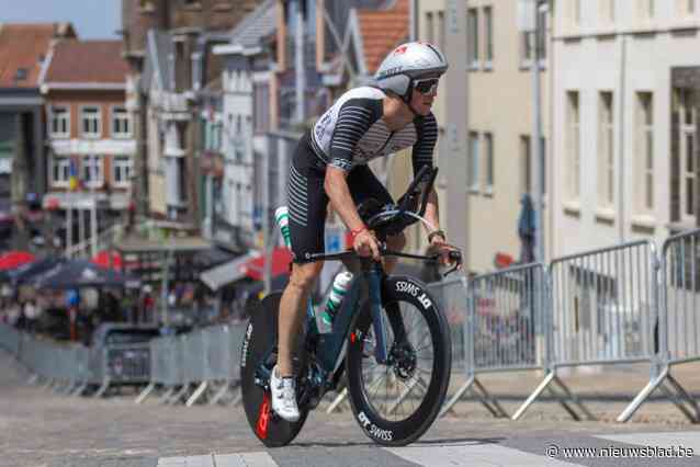 “Toen ik mijn concurrenten voor me uit zag lopen kreeg ik vleugels”: Pieter Heemeryck in de wolken na eerste Ironman-winst