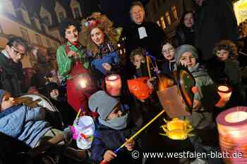 Märchenhafter Laternenumzug für Kinder durch die Bielefelder Altstadt