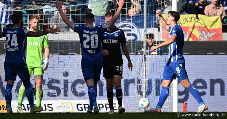 Schalkes Trendwende bleibt aus – Kiel auf Rang drei