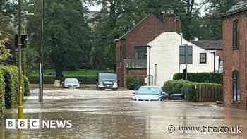 Lincolnshire flooding: Storm Babet hits homes and forces schools to close