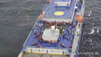 Fähre vor schwedischer Küste auf Grund gelaufen