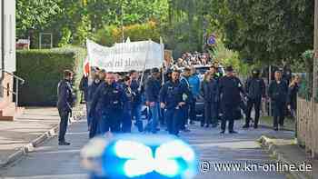 Dresden: Rechtsextreme Demonstranten ziehen vor Privatwohnung des Ministerpräsidenten