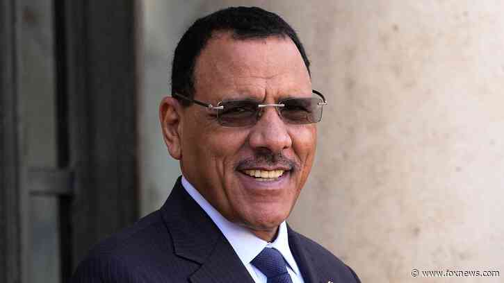 In Niger, lawyers call for deposed president's release after junta claims it thwarted house arrest escape