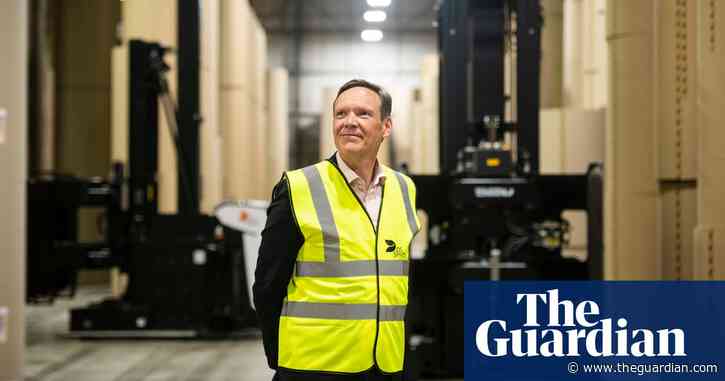 UK must offer businesses certainty over green energy, says boss of FTSE 100 firm