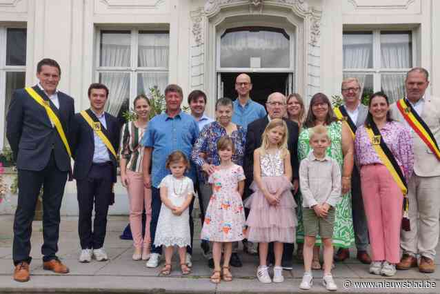 Voetbalfans Lucien en Aline vierden hun diamanten bruiloft