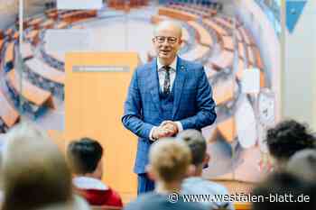 Einsatz für Demokratie und Frieden