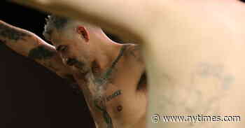 Review: These Art-Historical Nudes Become Bodies in Time