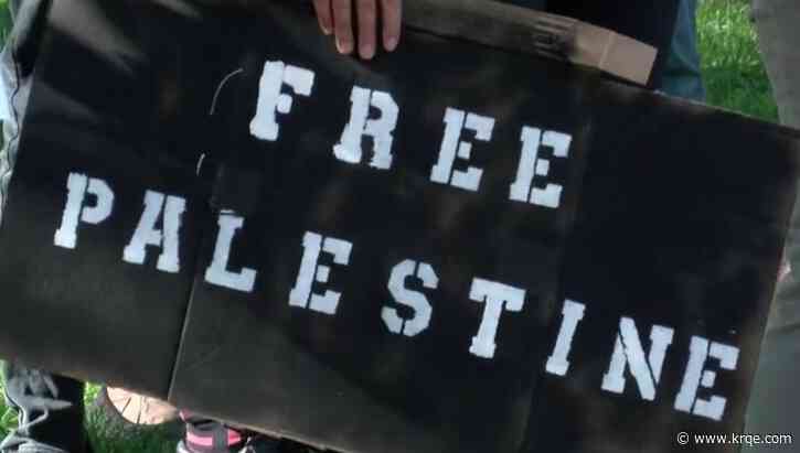 Protesters urge officials to sign ceasefire resolution, some cited