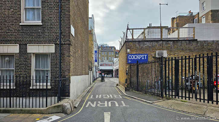 London’s Alleys: Cockpit Yard, WC1