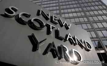 Met Police detective sent woman he was harassing naked photos