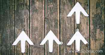 Coinbase, Bitcoin Miners Extend Gains as BTC Surges on BlackRock ETF Hopes