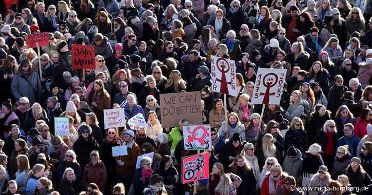 Großer Frauenstreik auf Island für mehr Gleichberechtigung