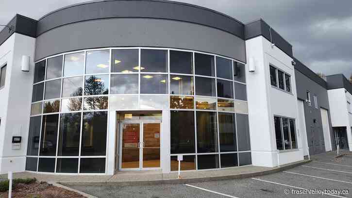 Rogers closes the Shaw retail store on Commercial Court in Chilliwack