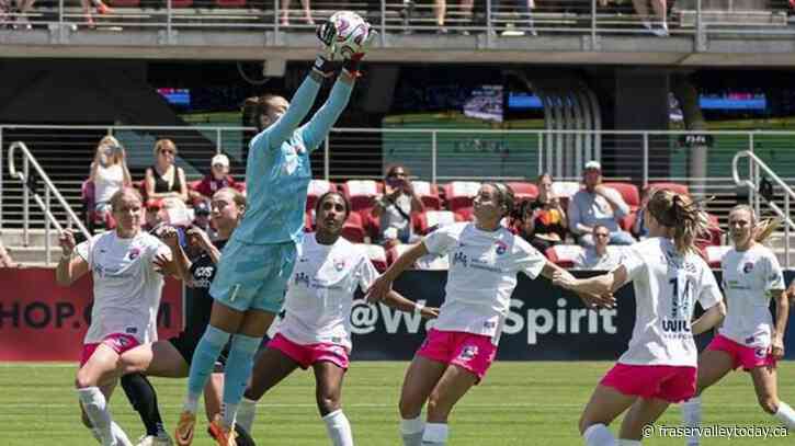 Canadian international Kailen Sheridan up for NWSL goalkeeper of the year again