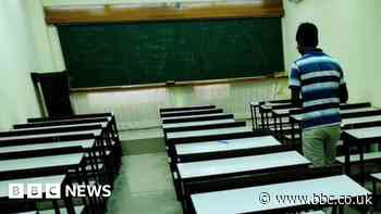 Kota: Stricter rules for India student hub after suicides