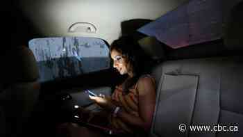 33 U.S. states sue Facebook and Instagram owner for making social media addictive to kids