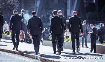 Huge win for UK bankers who are in the money as EU caps on bonuses axed