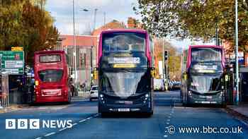 HS2: England's buses get £150m boost from cancelled leg