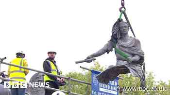 William III statue returned to Petersfield town square