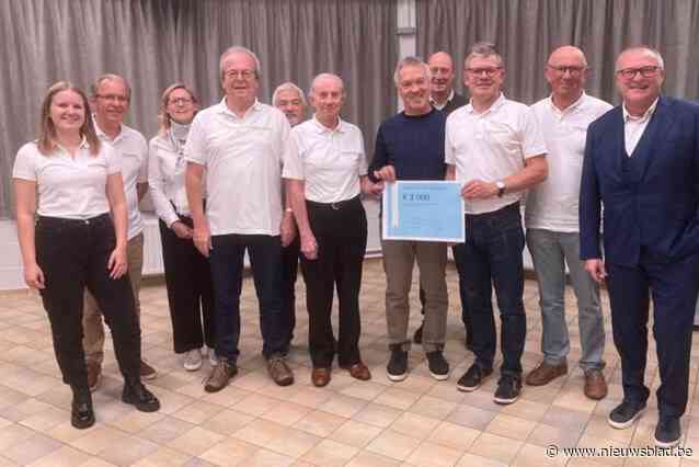 Waregemse Gordel schenkt 2.000 euro aan Hope for the Children