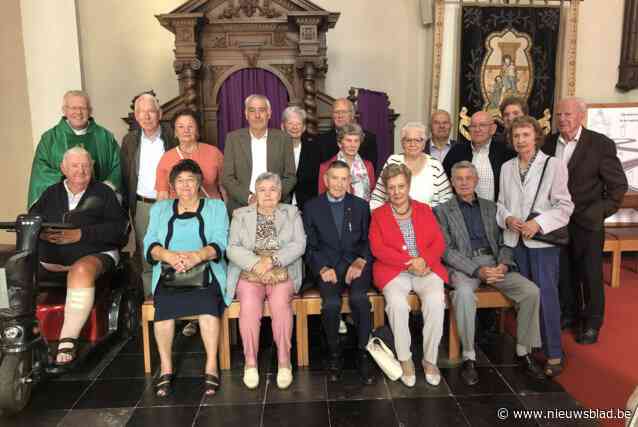 Pastoor eert indrukwekkende jubilarissen