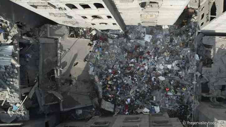 U.N. warns Gaza blockade could force it to sharply cut relief operations as bombings rise