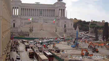 Piazza Venezia chiusa: viabilità, bus deviati e semafori. Tutte le informazioni