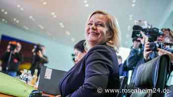 Scholz-Kabinett winkt „Abschiebepaket“ durch – Faeser äußert sich in Kürze live zu neuen Maßnahmen