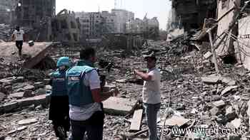 Reporters in Gaza Turn to Radios and Generators to Keep the News Moving