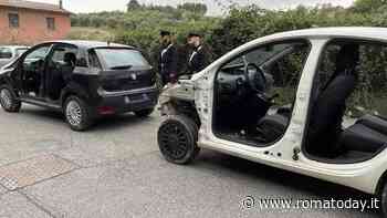 Scoperto Il box dei "cannibali": 15 vetture rubate all'interno