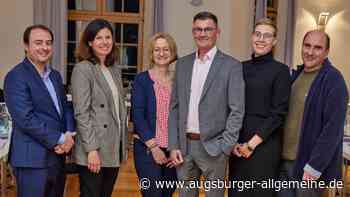 Gerd Stiefel als Vorsitzender der IHK-Regionalversammlung Neu-Ulm gewählt