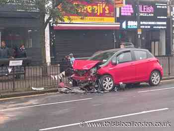 Emergency services called as two cars crash head-on in Kenton
