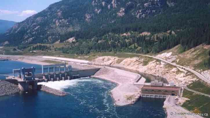 Drought reveals cracks in Canada-U.S. Columbia River Treaty as B.C. lake dries up