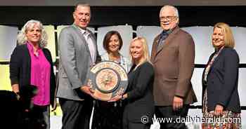 Hoffman Estates Park District receives prestigious National Gold Medal Award