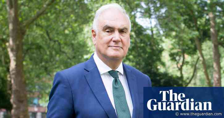 Former inspector says Ofsted statement that most England state schools are good is ‘nonsense’