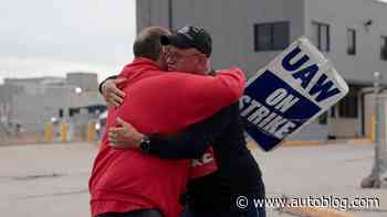 UAW, Ford reach tentative contract deal that could end strikes