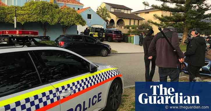 Anti-Woodside protesters gather at ABC studios amid fears Four Corners will reveal sources