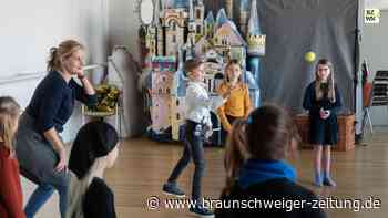 Theater Wolfsburg: Kinder stärken auf Bühne  Selbstbewusstsein