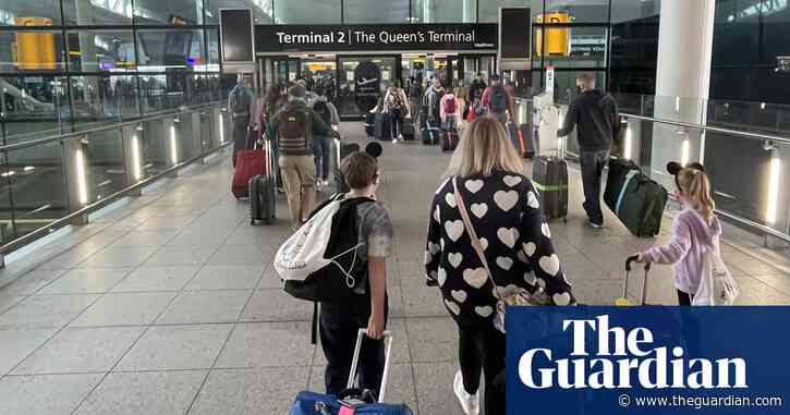 UK airlines face higher air traffic control charges despite recent chaos