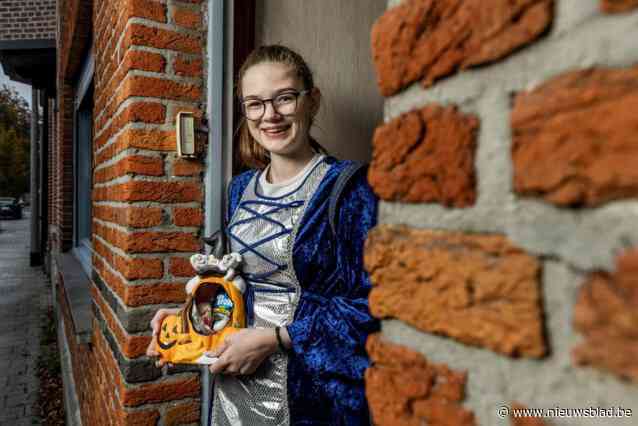 Julie Gobbaert (20) uit Puurs organiseert trick-or-treat-tocht tijdens Halloween: “Niet alleen kinderen, maar ook buurtbewoners genieten ervan”