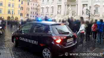 Fontana di Trevi: borseggiatori rubano pochette e medicinali salvavita a una turista