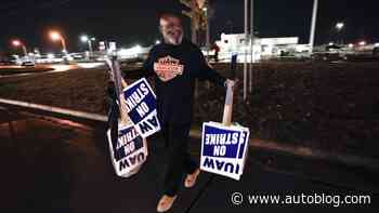 Ford workers returning to assembly lines as UAW turns to GM, Stellantis