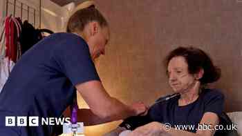 NHS pay: Health staff to begin legal fight over Covid bonus