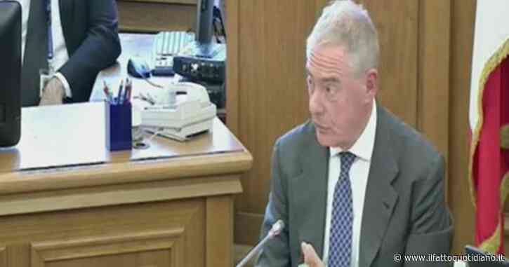 Ex Ilva, Urso incalzato da Boccia sull’intesa Fitto-Mittal: “Firmata a nome del governo”. Ma non risponde sui dettagli resi noti dal Fatto