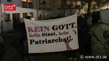 Protest gegen Burschenschaften vor der „Grünen Tanne“ in Jena