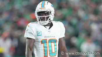 Tyreek Hill returns to Dolphins practice after missing Wednesday's session due to a hip injury